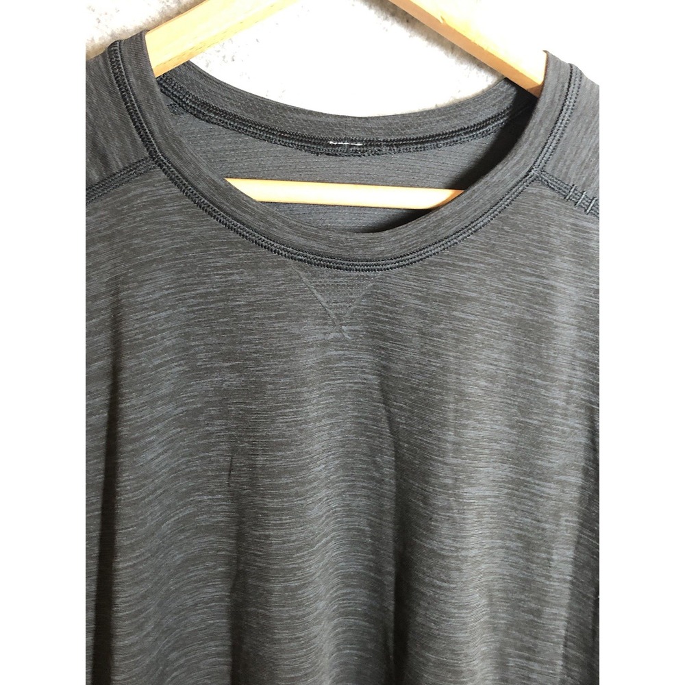 Lululemon Shirt Mens Gray Metal Vent Long Sleeve Seemless T-Shirt Performance